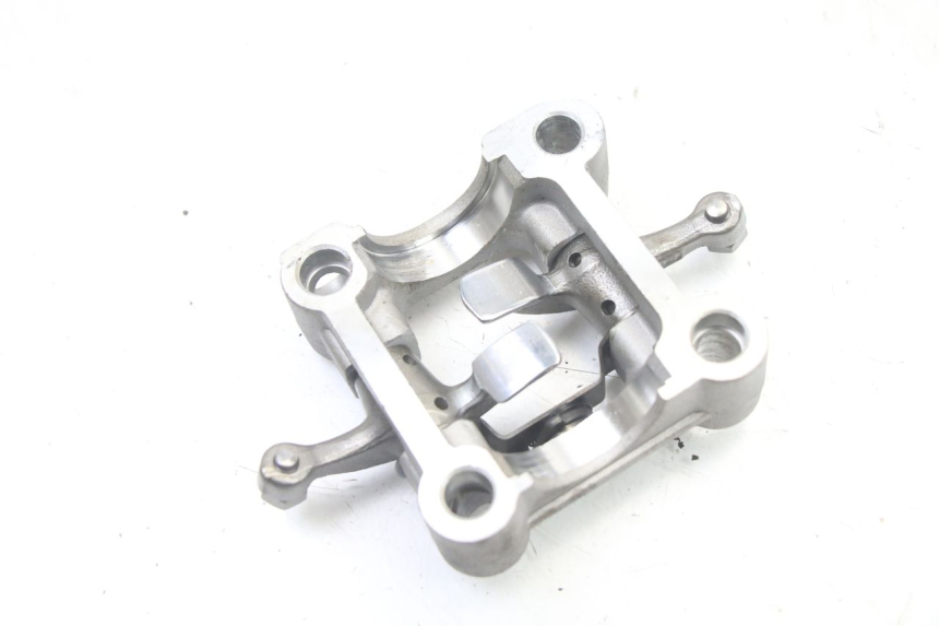 photo de CYLINDER HEAD DAELIM BESBI 125 (2007 - 2008)