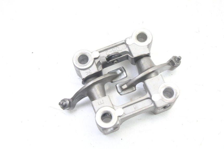 photo de CYLINDER HEAD DAELIM BESBI 125 (2007 - 2008)