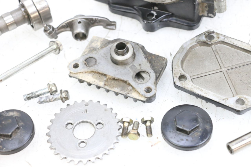 photo de CYLINDER HEAD MAG POWER BOMBERS 4T 50 (2016 - 2026) - Alternative perspective