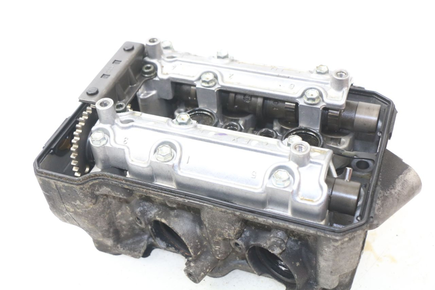 photo de CYLINDER HEAD SUZUKI BURGMAN 650 (2002 - 2004)