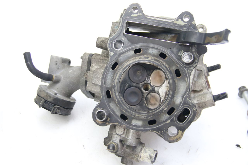 photo de CYLINDER HEAD SUZUKI BURGMAN 125 (2007 - 2014)