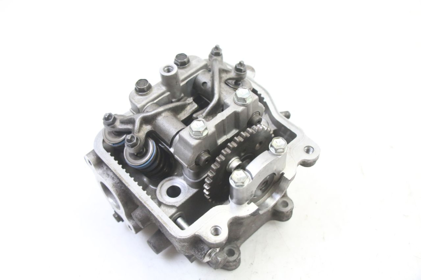 photo de CYLINDER HEAD SUZUKI BURGMAN 125 (2007 - 2014)