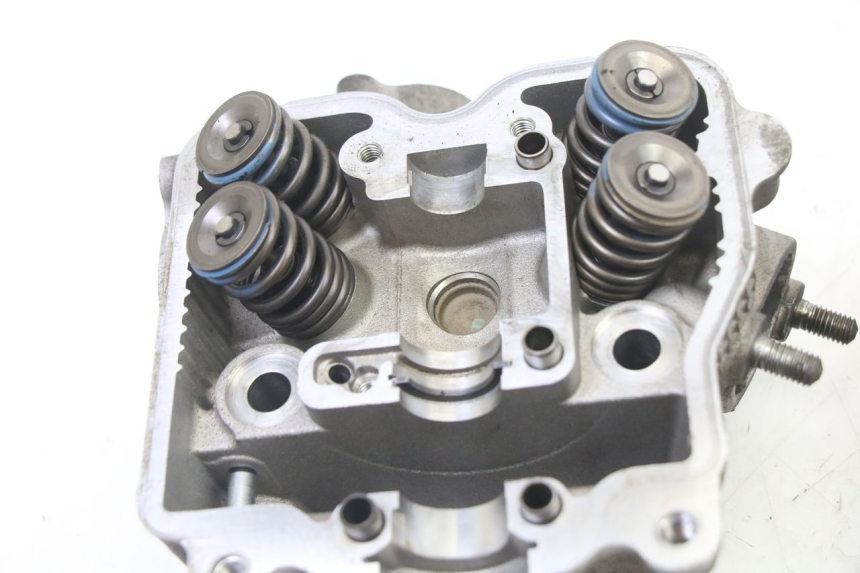 photo de CYLINDER HEAD SUZUKI BURGMAN 125 (2007 - 2014)