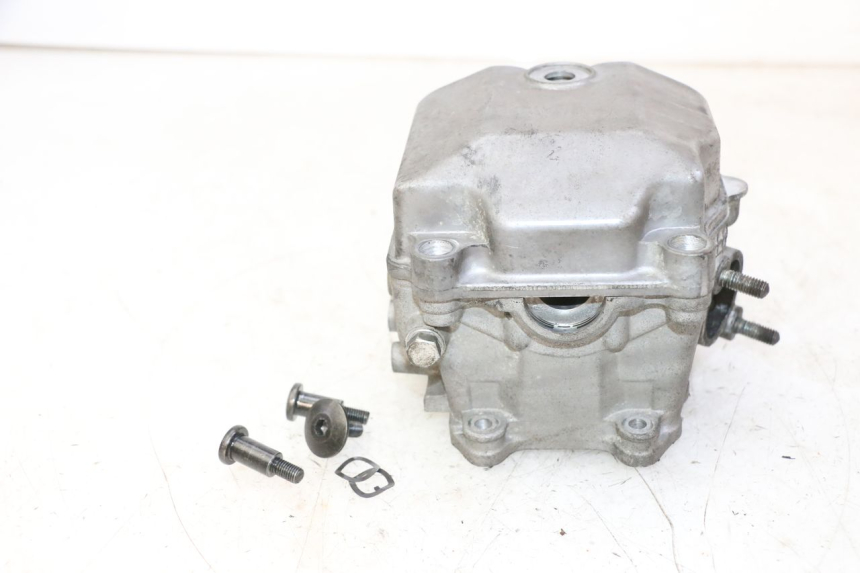 photo de CYLINDER HEAD SUZUKI BURGMAN 125 (2007 - 2014)