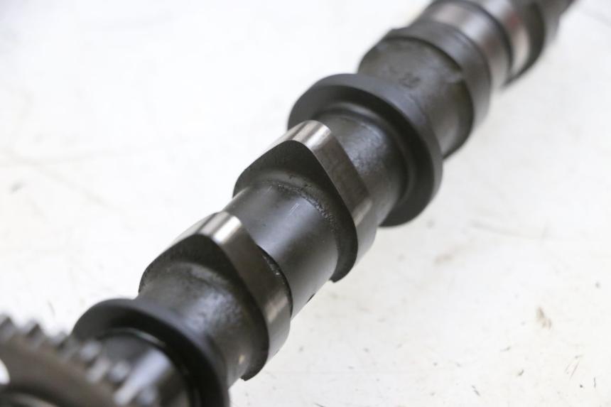 photo de CYLINDER HEAD SUZUKI BURGMAN 650 (2013 - 2020)