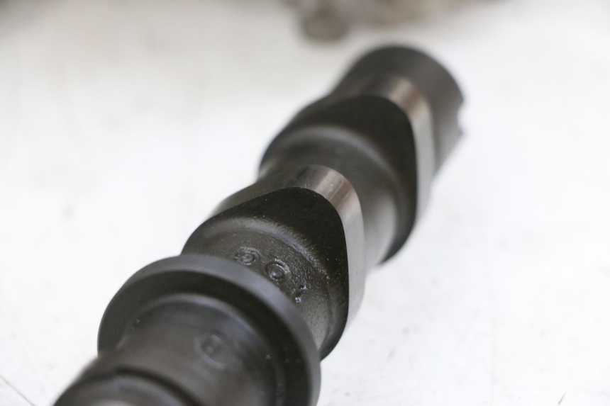 photo de CYLINDER HEAD SUZUKI BURGMAN 650 (2013 - 2020)