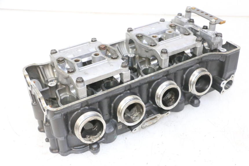 photo de CYLINDER HEAD HONDA CB R 1000 (2018 - 2023)