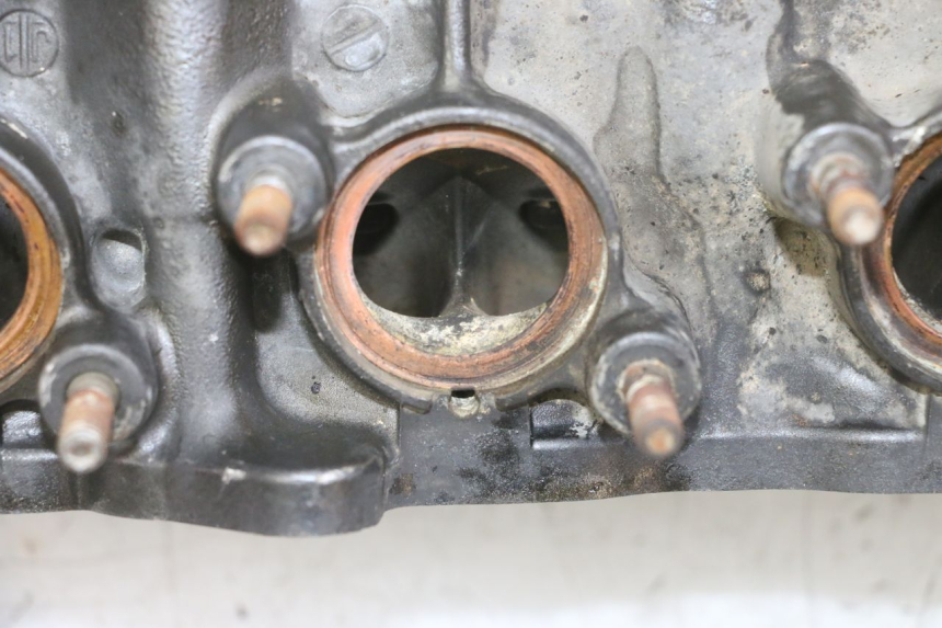 photo de CYLINDER HEAD HONDA CB R 1000 (2018 - 2023)