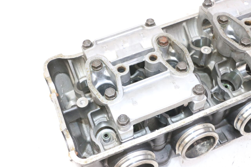 photo de CYLINDER HEAD HONDA CB R 1000 (2018 - 2023)