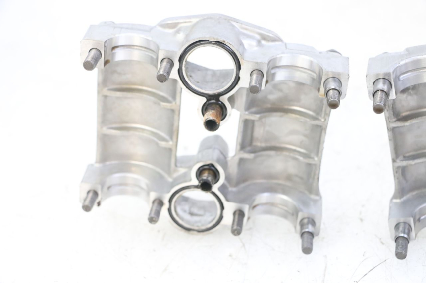 photo de CYLINDER HEAD HONDA CB R 1000 (2018 - 2023)