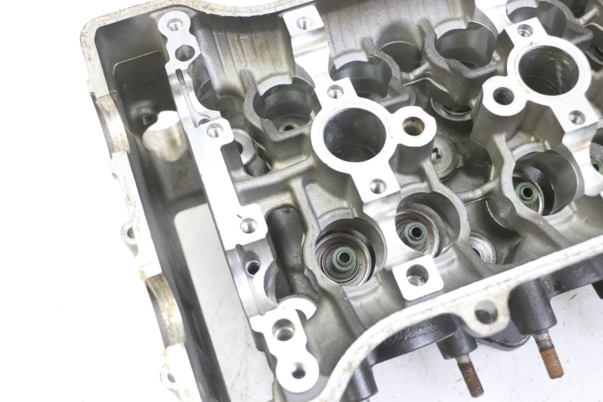 photo de CYLINDER HEAD HONDA CB R 1000 (2018 - 2023)