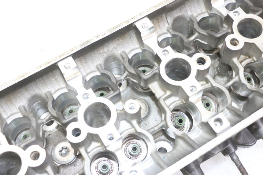photo de CYLINDER HEAD HONDA CB R 1000 (2018 - 2023)