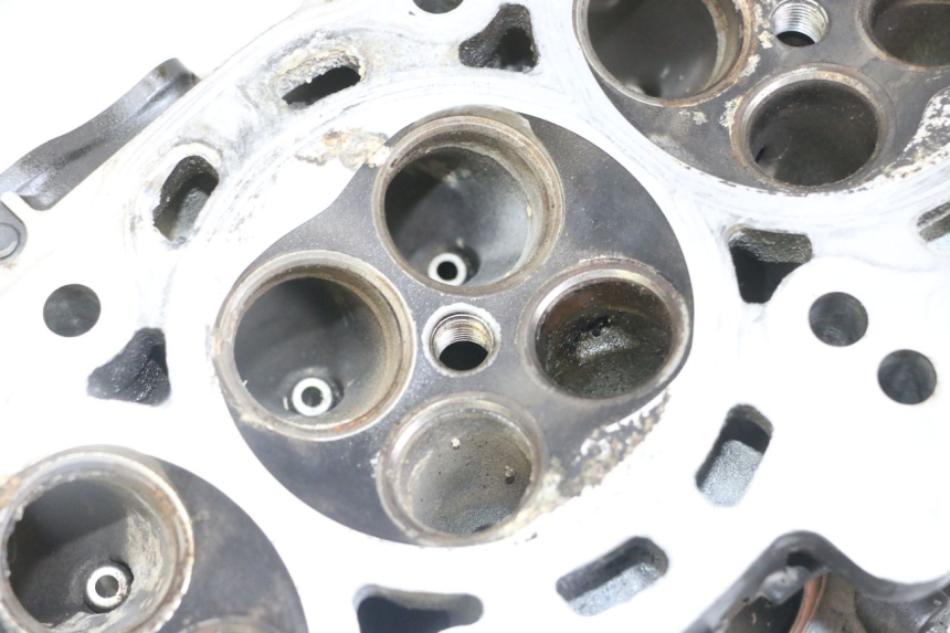 photo de CYLINDER HEAD HONDA CB R 1000 (2018 - 2023)
