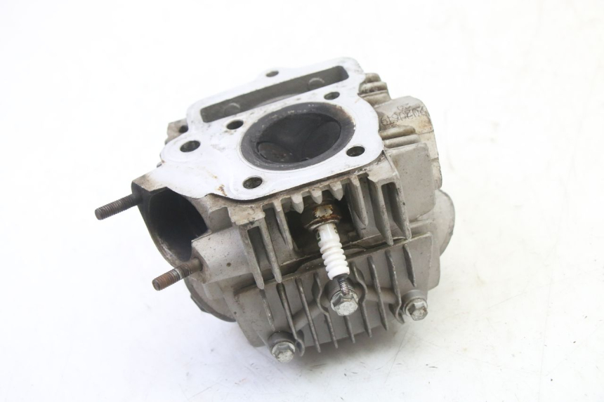 photo de CYLINDER HEAD SPEEDY DELUXE 125