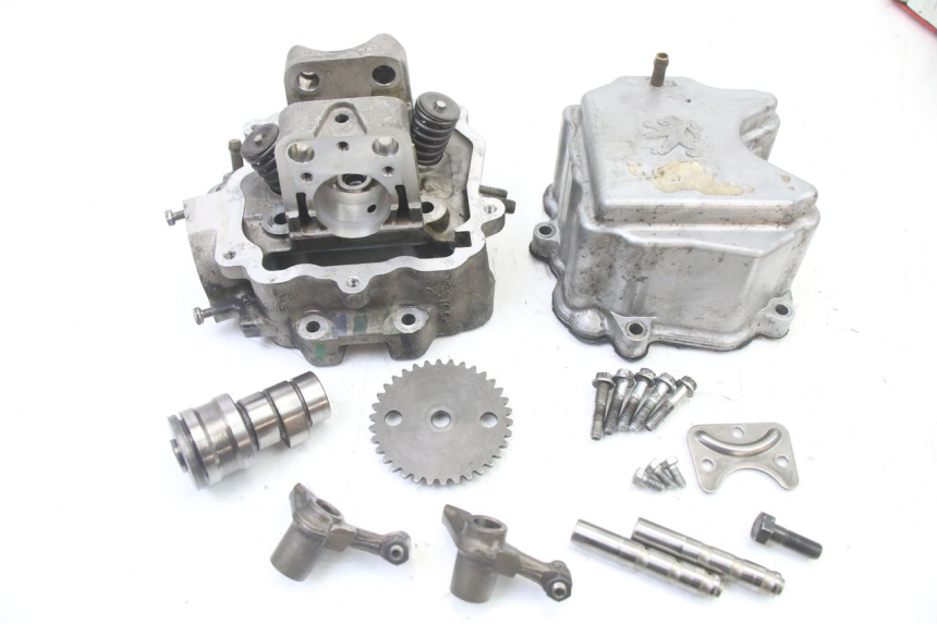 photo de CYLINDER HEAD PEUGEOT ELYSEO 125 (1999 - 2004)