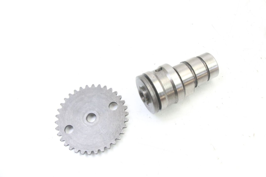 photo de CYLINDER HEAD PEUGEOT ELYSEO 125 (1999 - 2004)