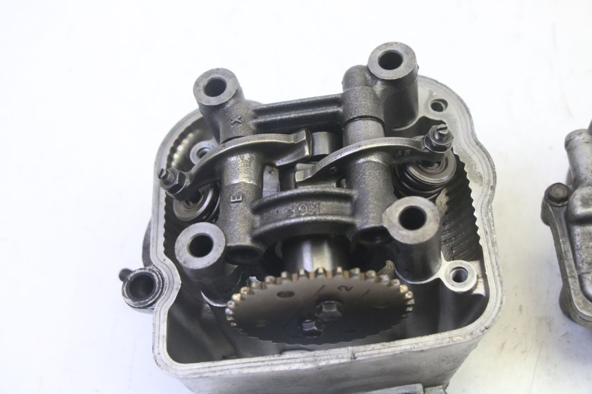 photo de Cylinder head HONDA FES S-WING SWING ABS 125 (2007 - 2015)