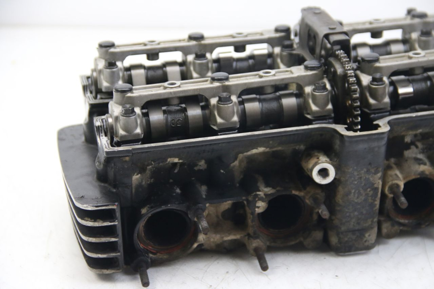 photo de CYLINDER HEAD YAMAHA FZS FAZER 600 (2001 - 2003)