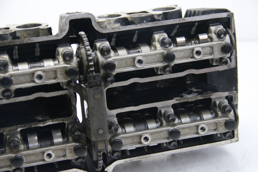 photo de CYLINDER HEAD YAMAHA FZS FAZER 600 (2001 - 2003)