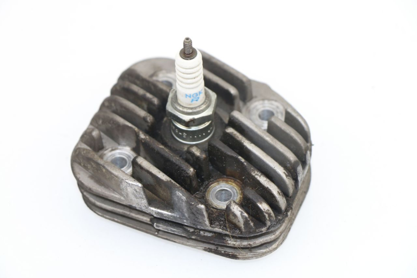 photo de CYLINDER HEAD GENERIC CRACKER 50 (2005 - 2008)