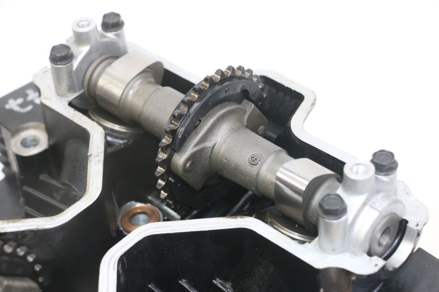 photo de CYLINDER HEAD SUZUKI GS GSE 500 (2001 - 2003)