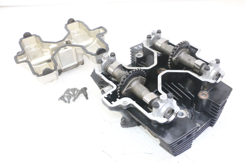 photo de CYLINDER HEAD SUZUKI GS GSE 500 (2001 - 2003)