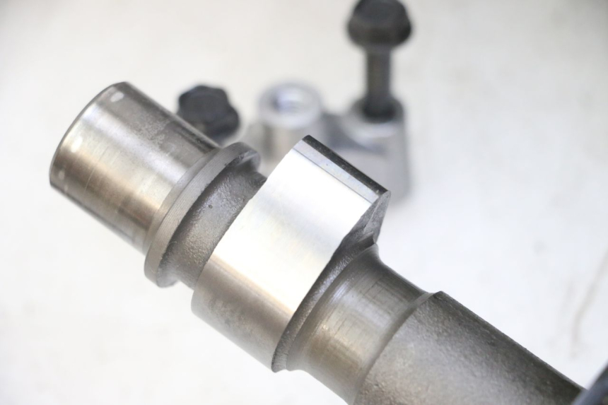 photo de CYLINDER HEAD SUZUKI GS GSE 500 (2001 - 2003)