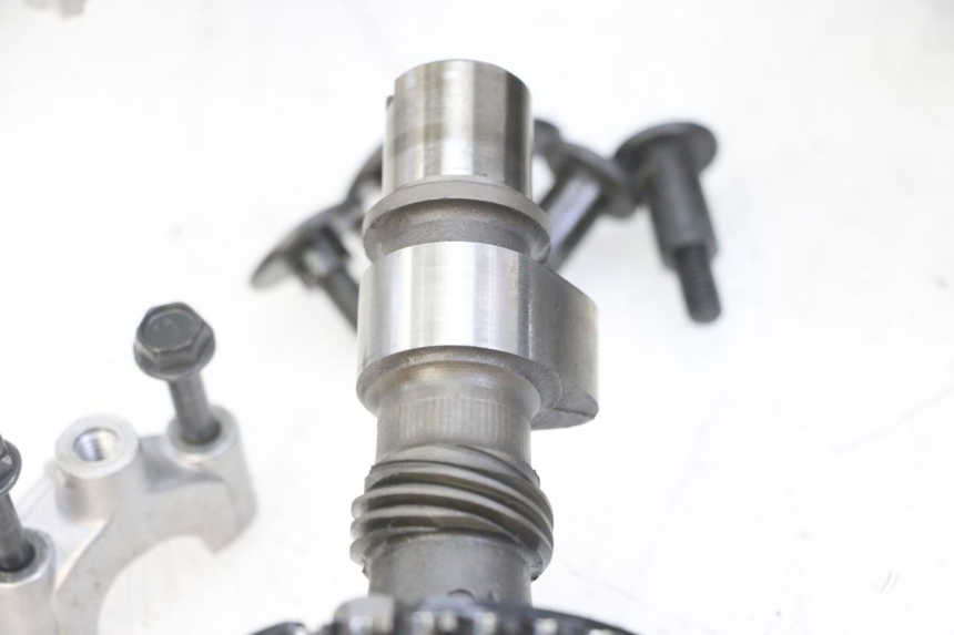photo de CYLINDER HEAD SUZUKI GS GSE 500 (2001 - 2003)