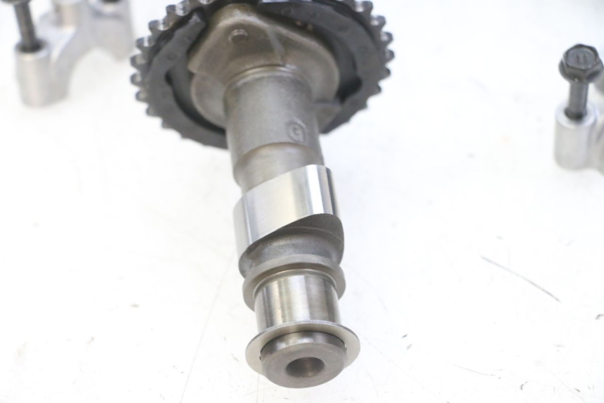 photo de CYLINDER HEAD SUZUKI GS GSE 500 (2001 - 2003)