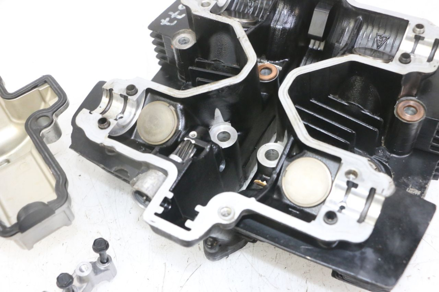 photo de CYLINDER HEAD SUZUKI GS GSE 500 (2001 - 2003)
