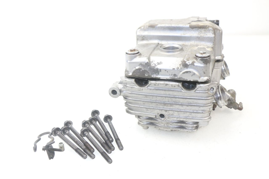 photo de CYLINDER HEAD HONDA CBF 500 (2004 - 2007)