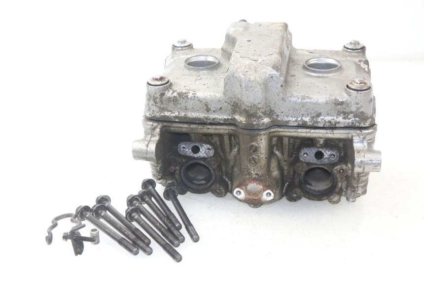 photo de CYLINDER HEAD HONDA CBF 500 (2004 - 2007)