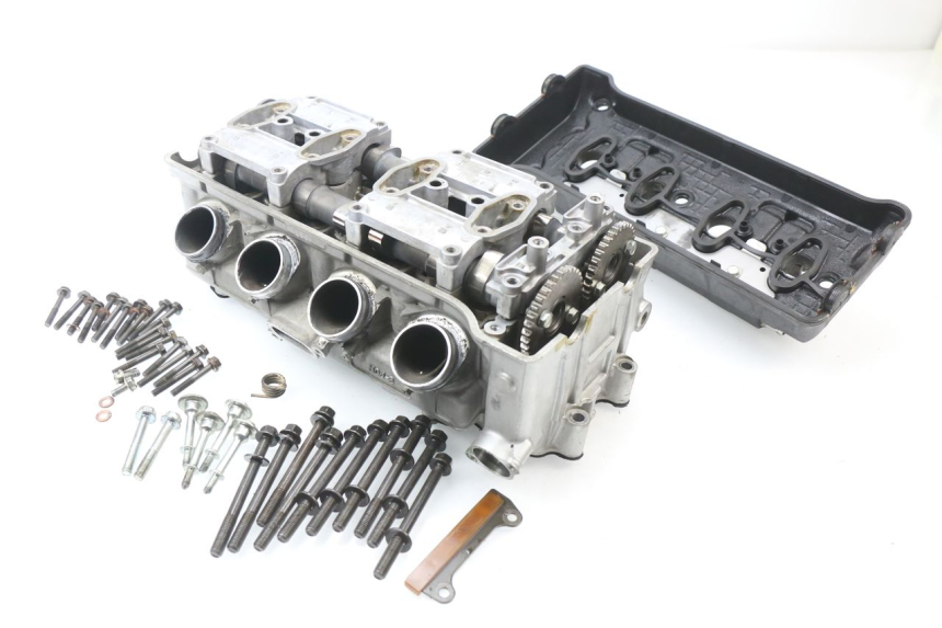 photo de CYLINDER HEAD HONDA CBR 929 RR FIREBLADE 900 (2000 - 2001)