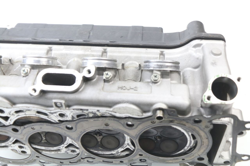 photo de CYLINDER HEAD HONDA CBR 929 RR FIREBLADE 900 (2000 - 2001)