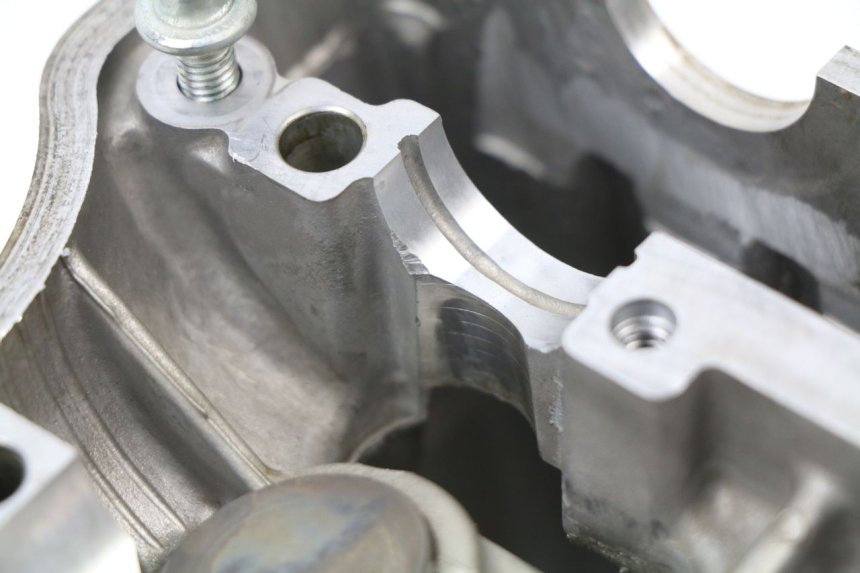 photo de CYLINDER HEAD HONDA CBR 929 RR FIREBLADE 900 (2000 - 2001)