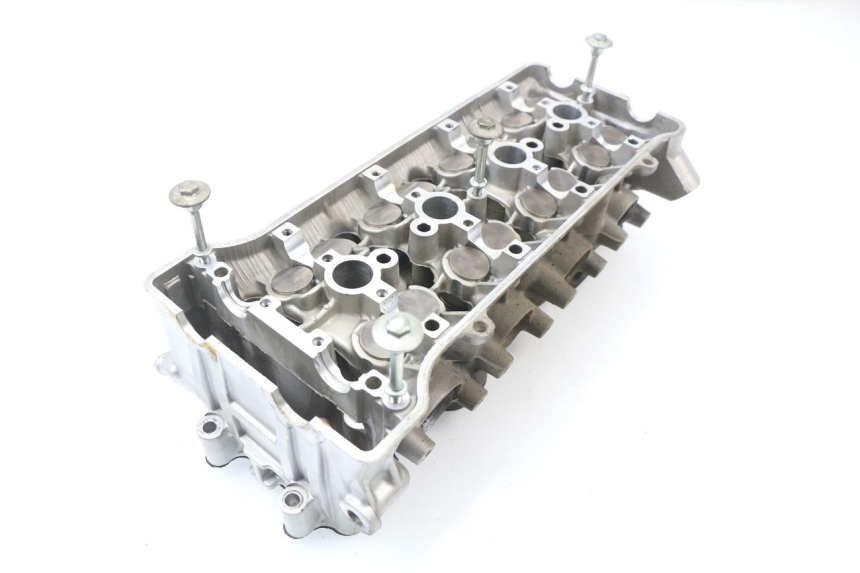 photo de CYLINDER HEAD HONDA CBR 929 RR FIREBLADE 900 (2000 - 2001)