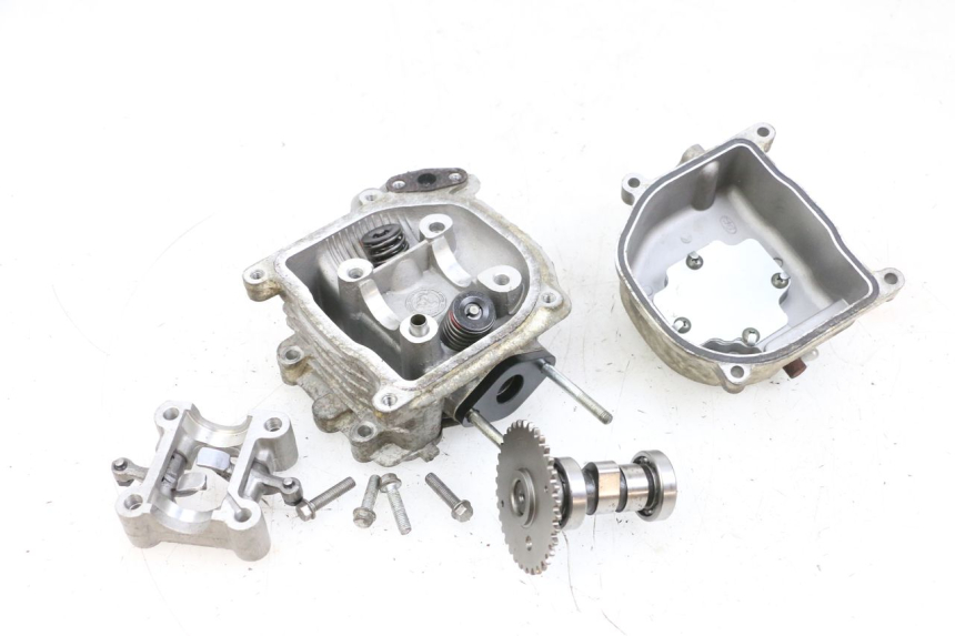 photo de CYLINDER HEAD SPEEDY HT50QT6 50