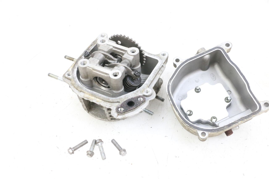 photo de CYLINDER HEAD SPEEDY HT50QT6 50