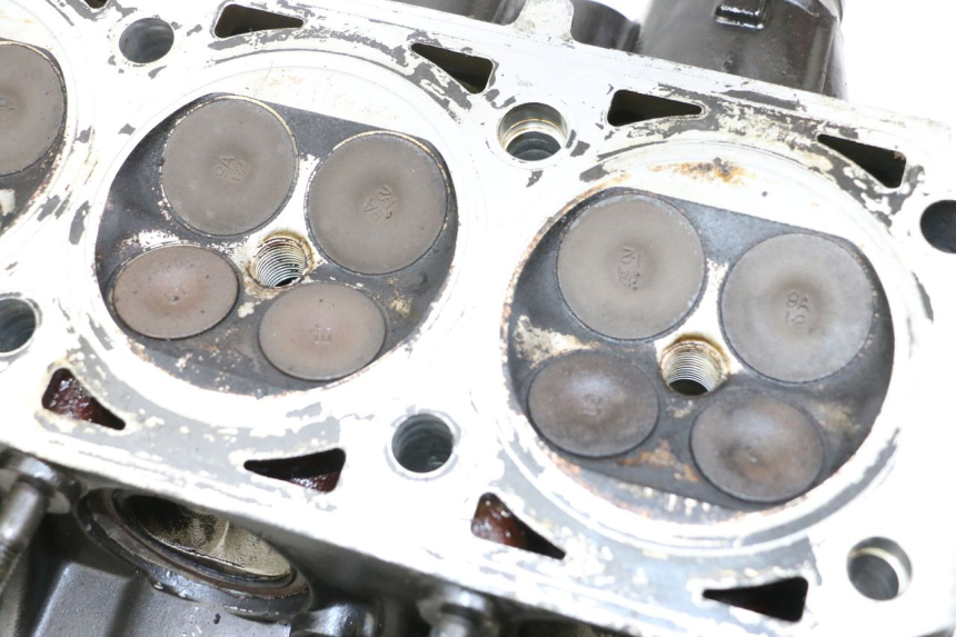 photo de CYLINDER HEAD KAWASAKI GTR 1000 (1994 - 2004)