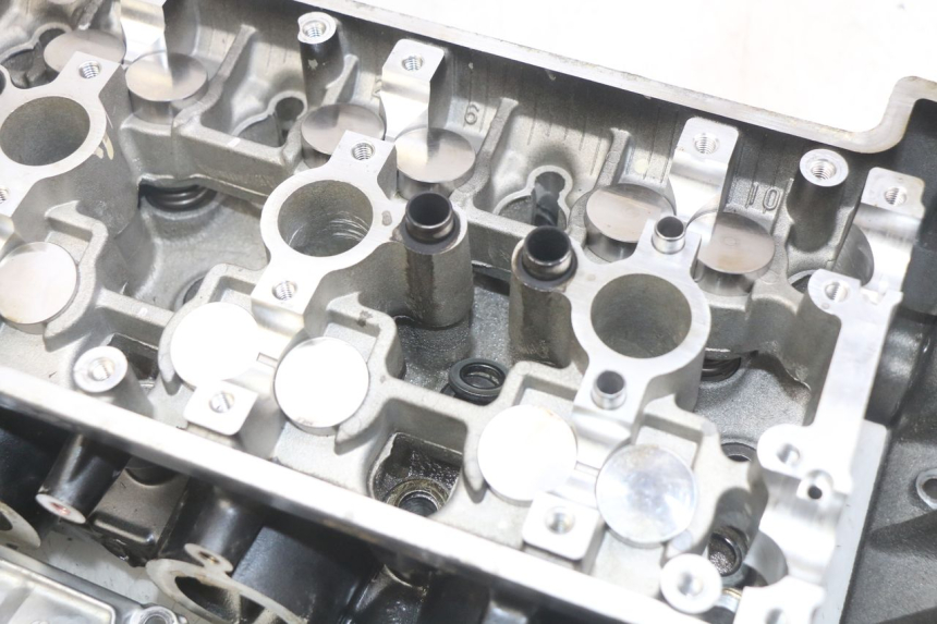 photo de CYLINDER HEAD KAWASAKI Z 750 (2007 - 2013)