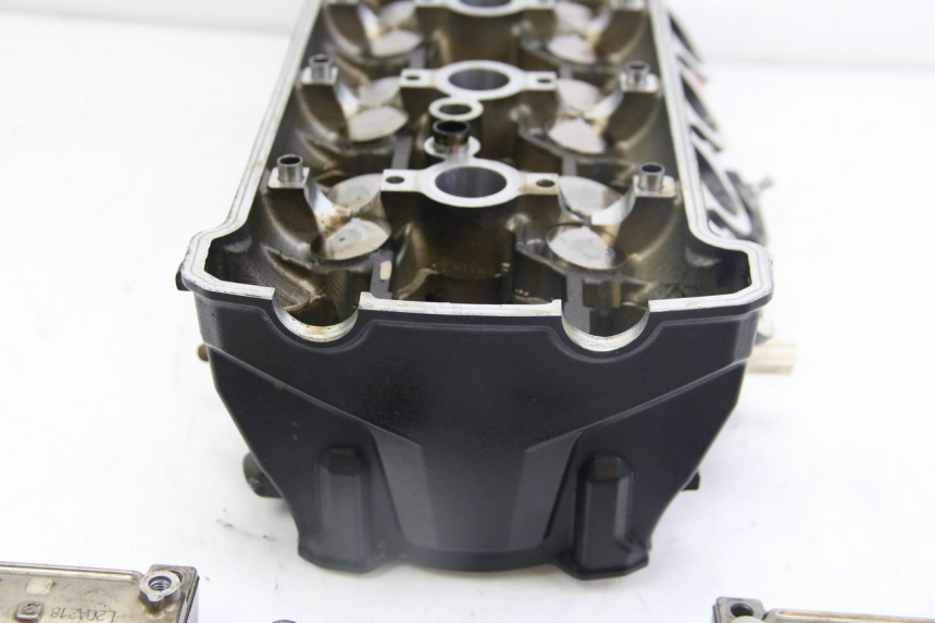 photo de CYLINDER HEAD KAWASAKI Z ABS 1000 (2014 - 2020)