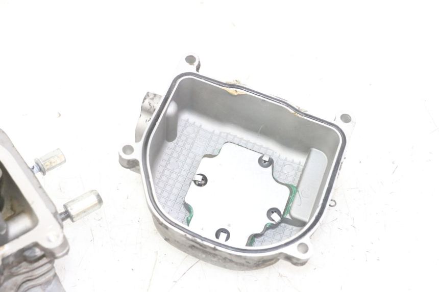 photo de CYLINDER HEAD PEUGEOT KISBEE 4T 50 (2018 - 2022)