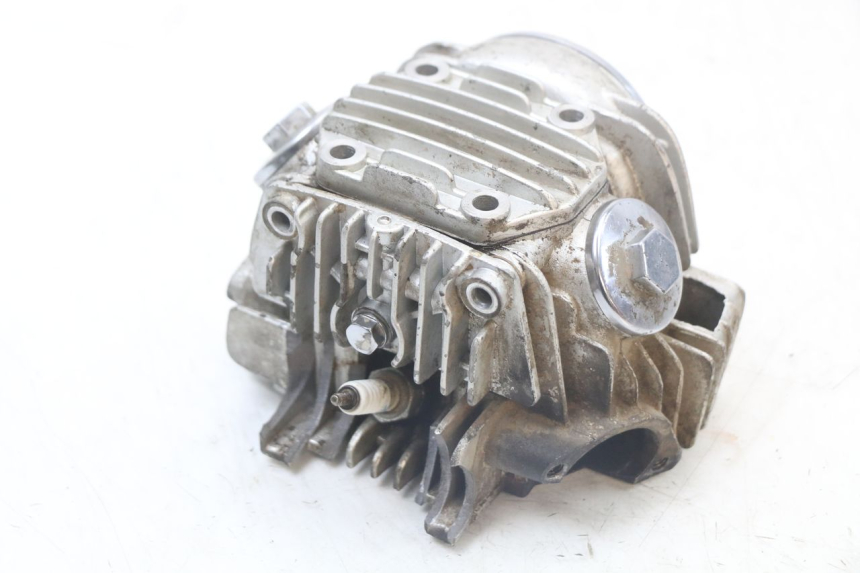 photo de CYLINDER HEAD LONCIN DIRT BIKE 125