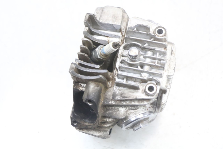 photo de CYLINDER HEAD LONCIN DIRT BIKE 125