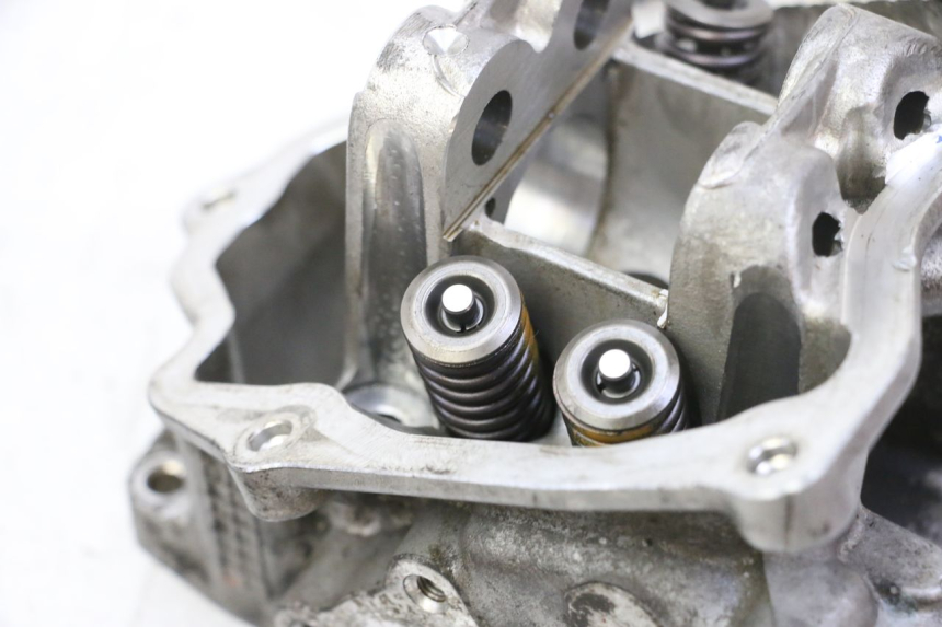 photo de CYLINDER HEAD PIAGGIO MP3 RL 250 (2007 - 2010)