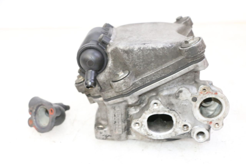 photo de CYLINDER HEAD PIAGGIO MP3 RL 250 (2007 - 2010)