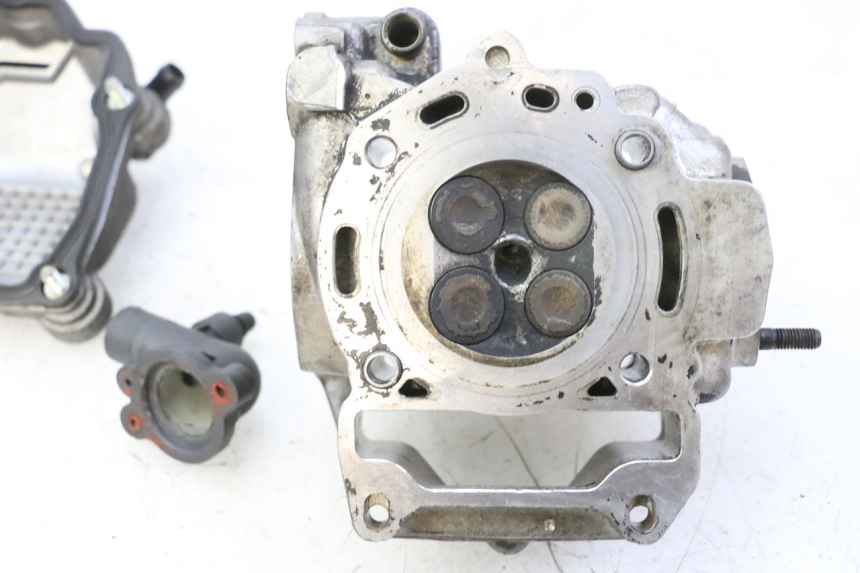 photo de CYLINDER HEAD PIAGGIO MP3 RL 250 (2007 - 2010)