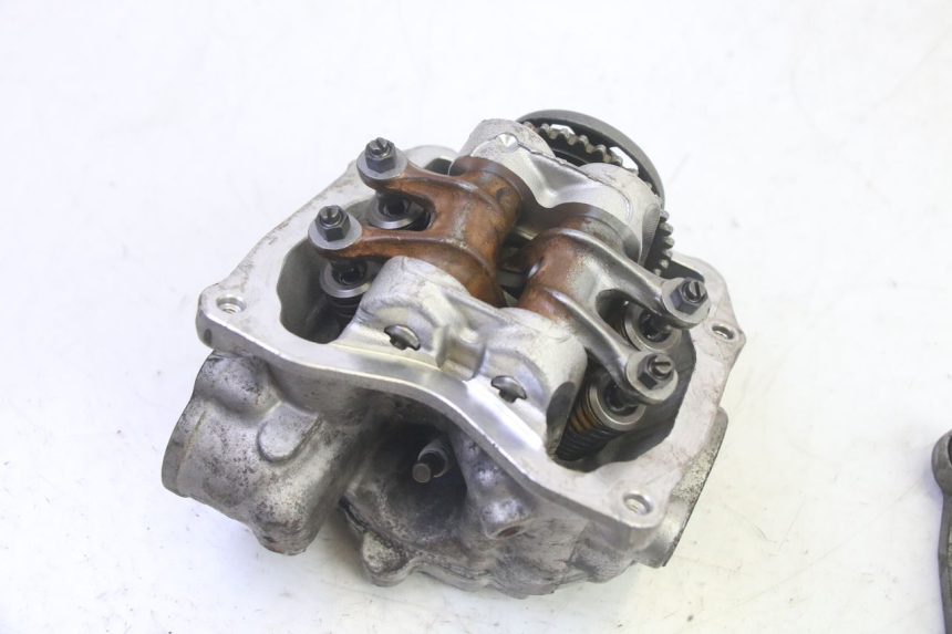 photo de CYLINDER HEAD PIAGGIO MP3 RL 250 (2007 - 2010) - Zoom on usage condition