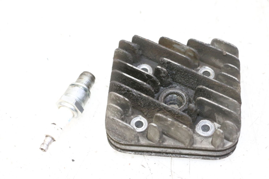 photo de CYLINDER HEAD PIAGGIO NEW TYPHOON 50 (2010 - 2017)