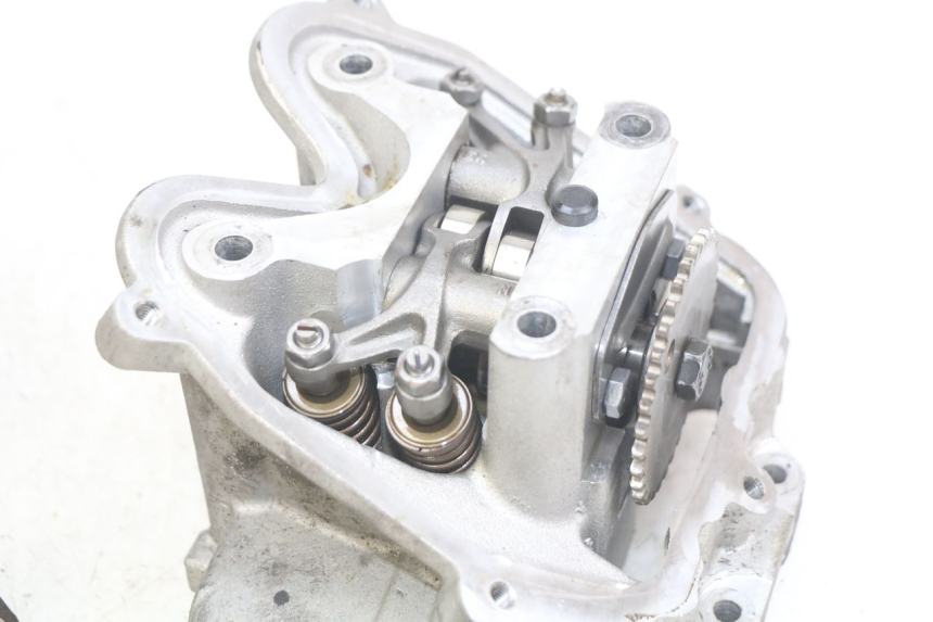 photo de CYLINDER HEAD PEUGEOT CITYSTAR 125 (2011 - 2017)